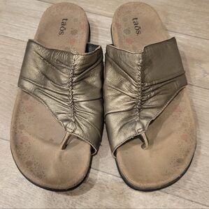 Taos Gift 2 Bronze Sandal Size 8